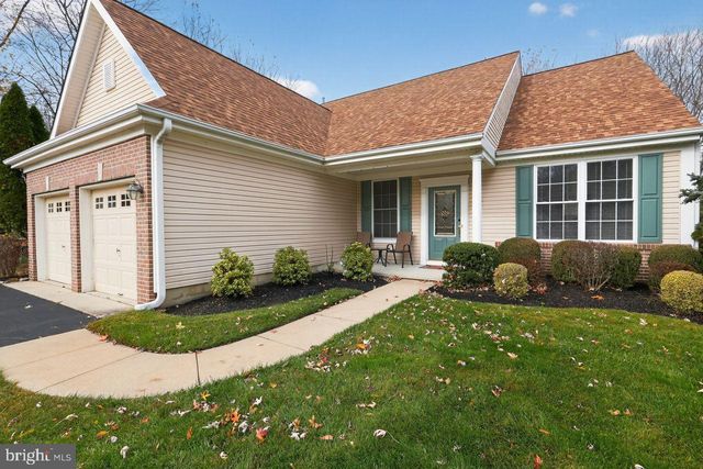 23 LAVENDER CT, Marlton, NJ 08053