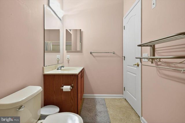 23 LAVENDER CT, Marlton, NJ 08053