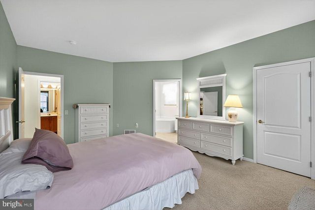 23 LAVENDER CT, Marlton, NJ 08053