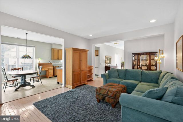 23 LAVENDER CT, Marlton, NJ 08053