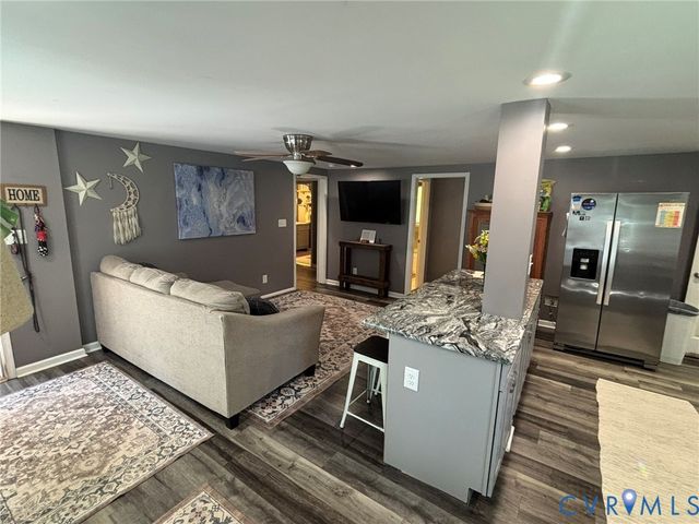 6508 Washington Rd, Quinton, VA 23141