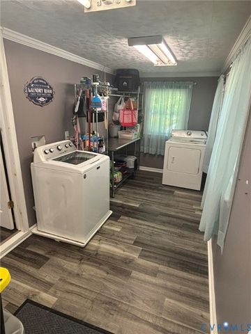 6508 Washington Rd, Quinton, VA 23141