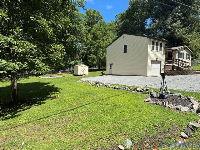 6508 Washington Rd, Quinton, VA 23141