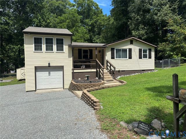 6508 Washington Rd, Quinton, VA 23141