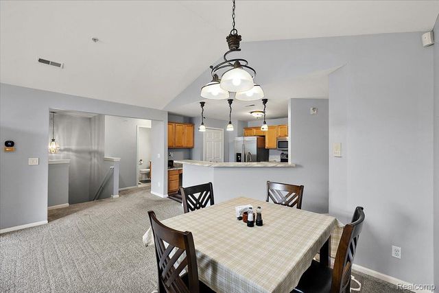 27204 Chantel Drive, Walled Lake, MI 48390