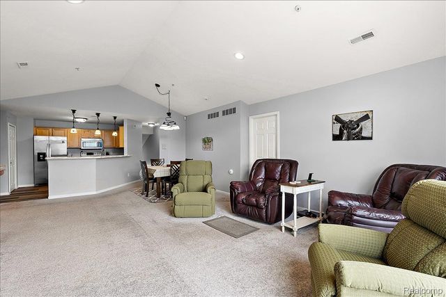27204 Chantel Drive, Walled Lake, MI 48390