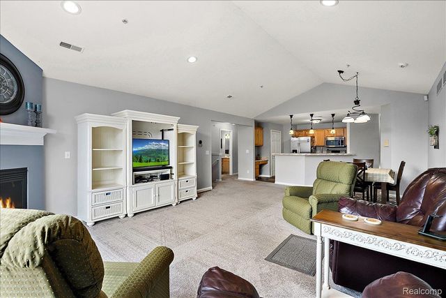 27204 Chantel Drive, Walled Lake, MI 48390
