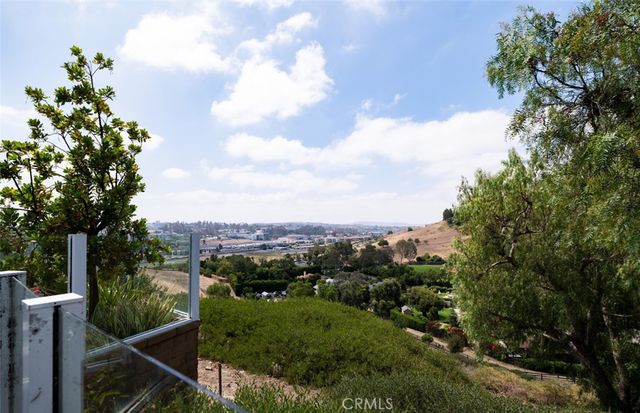 25842 Elderbrook, Laguna Hills, CA 92653