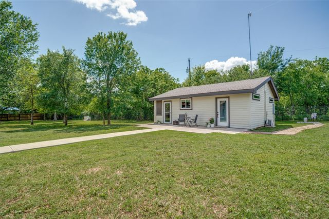 104 Windsong Court, Weatherford, TX 76087