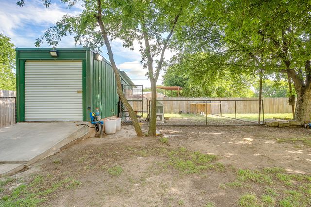 4500 Highland Trail, Joshua, TX 76058