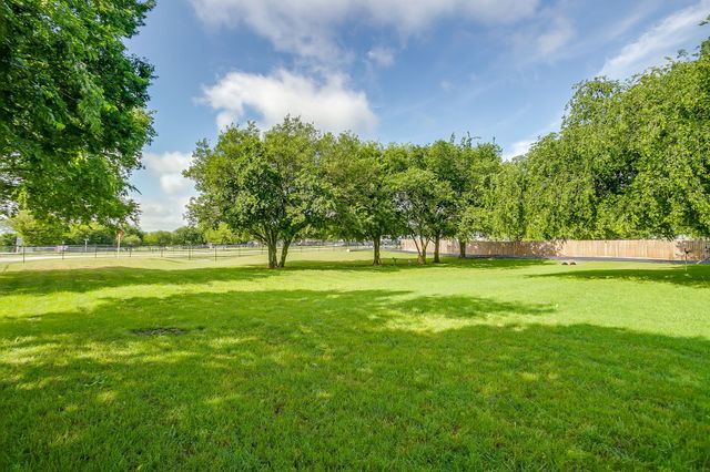 4500 Highland Trail, Joshua, TX 76058