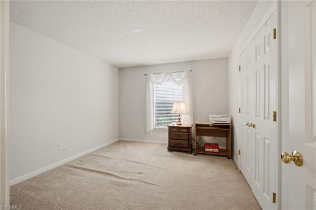 223 Mill Pond Drive, Winston-salem, NC 27106