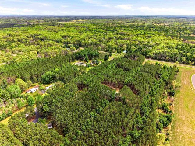 N7069 Godfrey Drive, New Lisbon, WI 53950