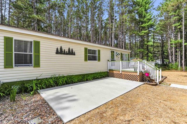 N7069 Godfrey Drive, New Lisbon, WI 53950
