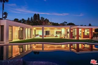 455 Castle Place, Beverly Hills, CA 90210