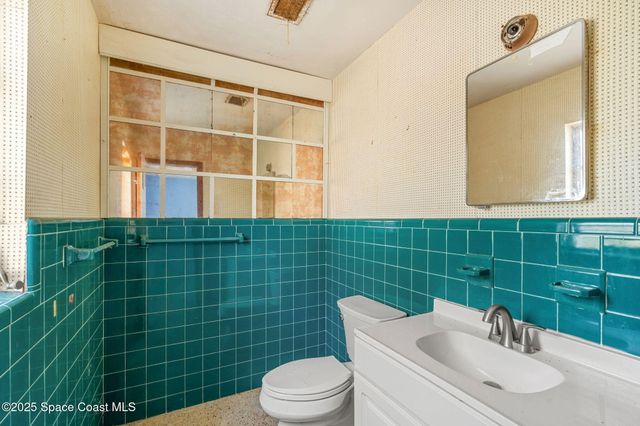 271 Fay Drive, Indialantic, FL 32903