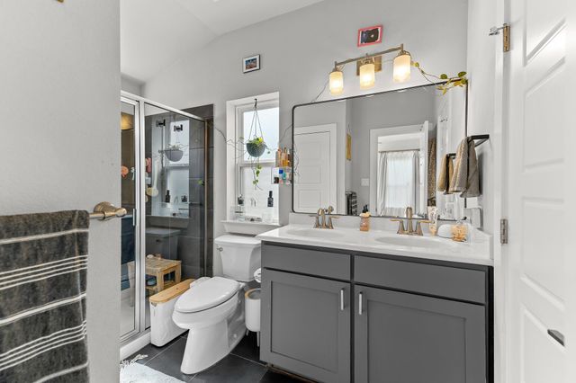 2617 Witsome LOOP 46C, Austin, TX 78741