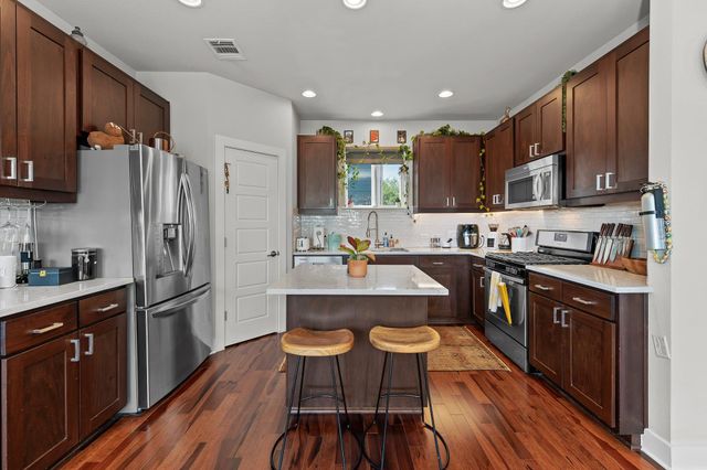 2617 Witsome LOOP 46C, Austin, TX 78741