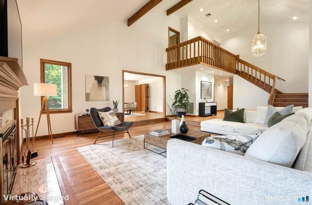 732 Den Road, Stamford, CT 06903