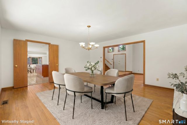 732 Den Road, Stamford, CT 06903