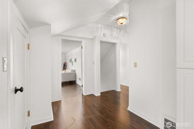 9144 Edgewater Drive SW, Lakewood, WA 98499