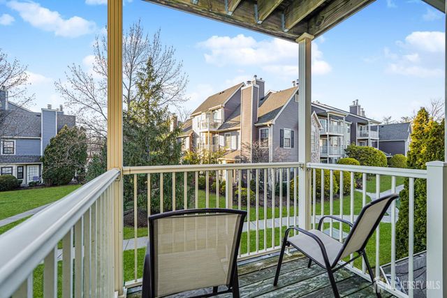 212 Blew Court, East Brunswick, NJ 08816