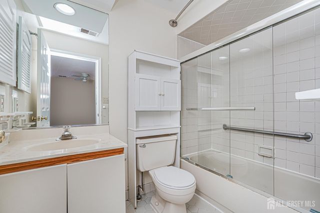 212 Blew Court, East Brunswick, NJ 08816