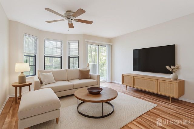 212 Blew Court, East Brunswick, NJ 08816