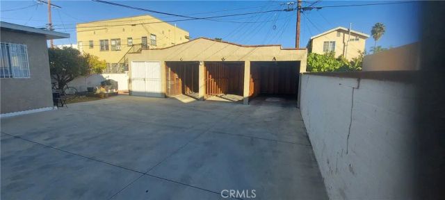 2818 S Bronson B, Los Angeles, CA 90018