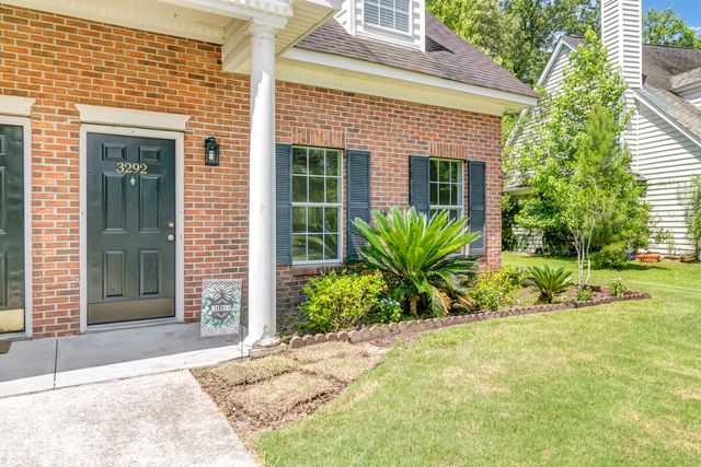 3292 Queensgate Way, Mount Pleasant, SC 29466