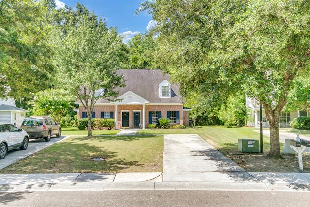 3292 Queensgate Way, Mount Pleasant, SC 29466