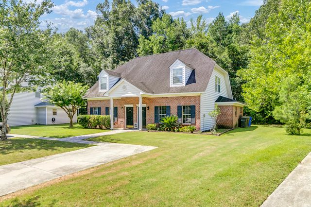 3292 Queensgate Way, Mount Pleasant, SC 29466