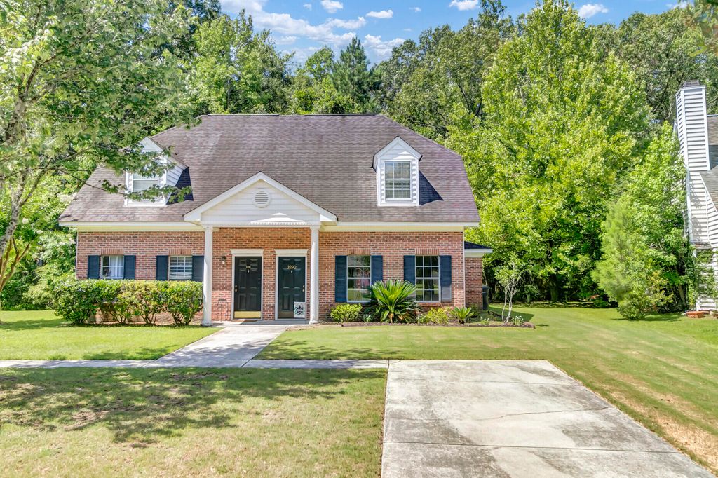 3292 Queensgate Way, Mount Pleasant, SC 29466