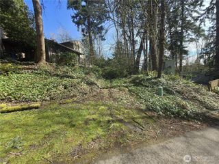 7442 92nd Avenue SE, Mercer Island, WA 98040