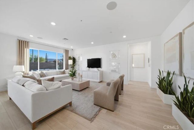 42835 56th Street West, Lancaster, CA 93536