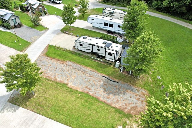 59 Mountain Meadows Drive, Morganton, GA 30560