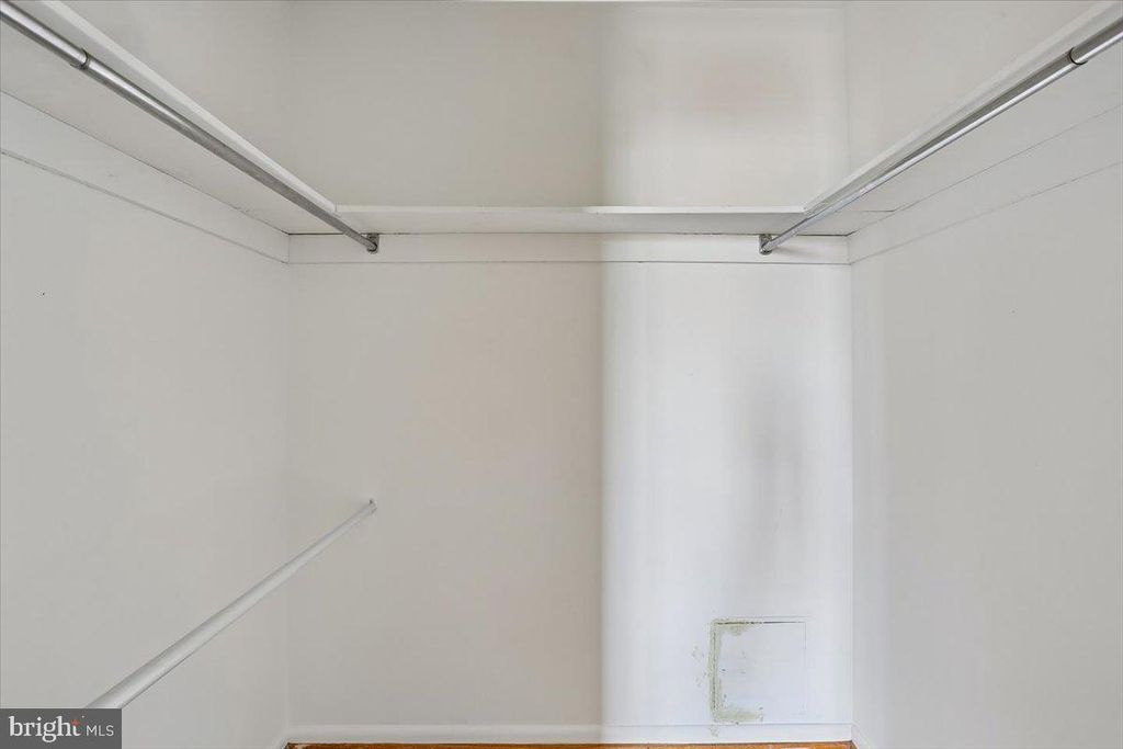 Image 25 of property listing at 9900 GEORGIA AVE #27-613, Silver Spring, MD 20902