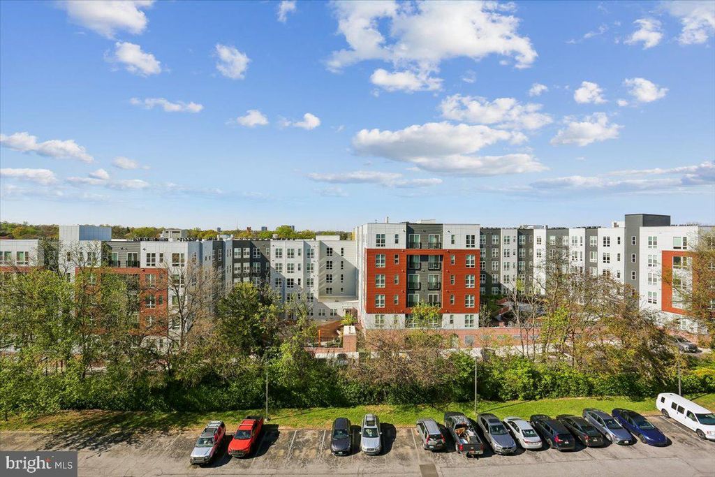 Image 30 of property listing at 9900 GEORGIA AVE #27-613, Silver Spring, MD 20902