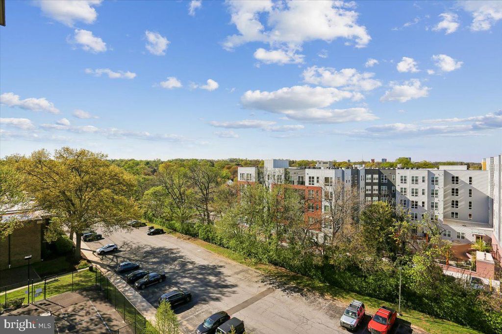 Image 32 of property listing at 9900 GEORGIA AVE #27-613, Silver Spring, MD 20902