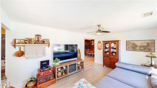 7708 Robinson Street, Overland Park, KS 66204