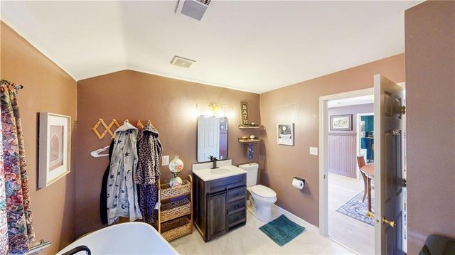 7708 Robinson Street, Overland Park, KS 66204