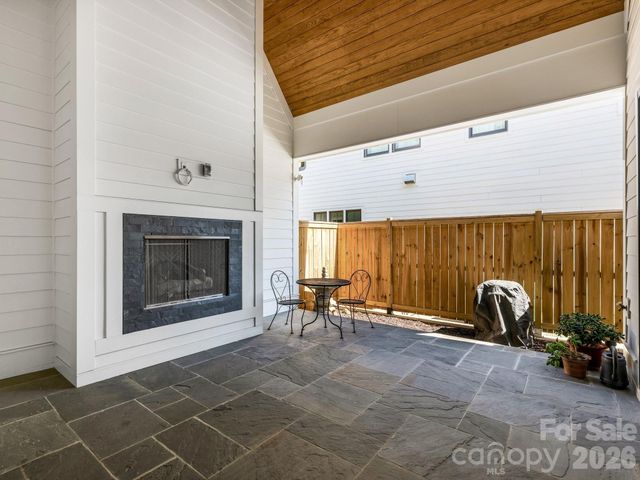 2926 Windsor Avenue, Charlotte, NC 28209