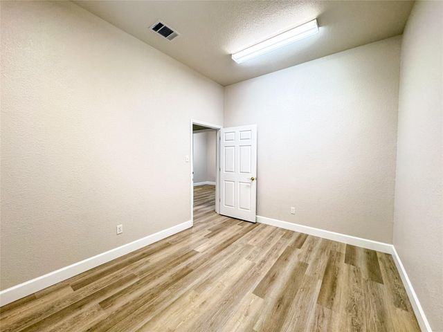 15901 Central Commerce DR 502, Pflugerville, TX 78660
