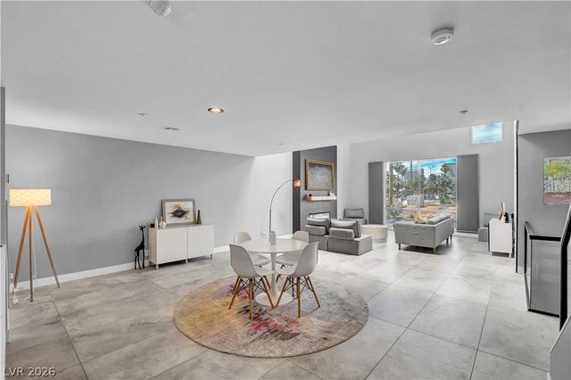 121 South 11th Street, Las Vegas, NV 89101