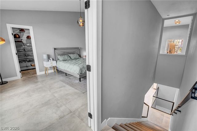 121 South 11th Street, Las Vegas, NV 89101