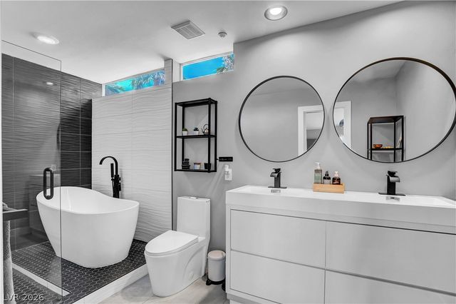 121 South 11th Street, Las Vegas, NV 89101