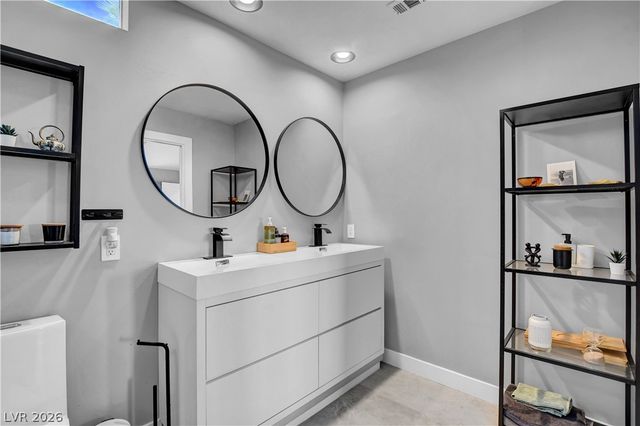 121 South 11th Street, Las Vegas, NV 89101