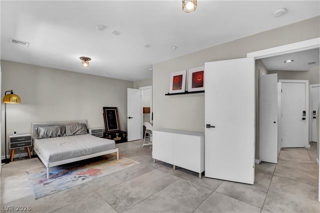 121 South 11th Street, Las Vegas, NV 89101