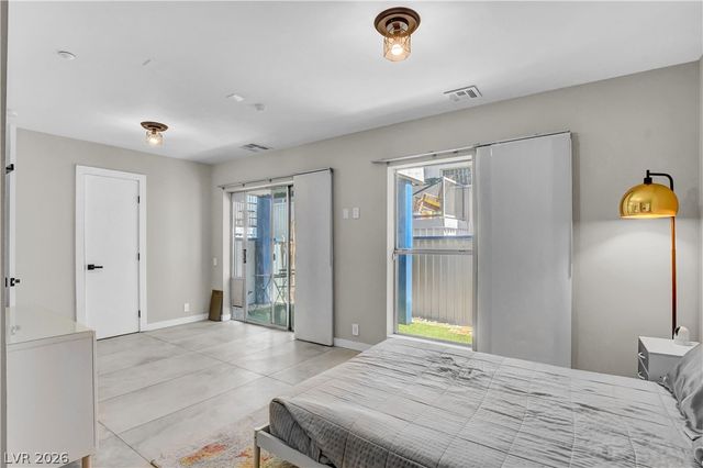 121 South 11th Street, Las Vegas, NV 89101