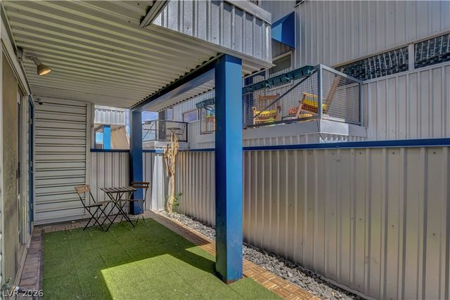 121 South 11th Street, Las Vegas, NV 89101